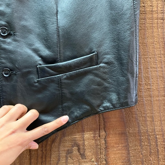 Scully vintage genuine leather classic black button down vest - Picture 5 of 15